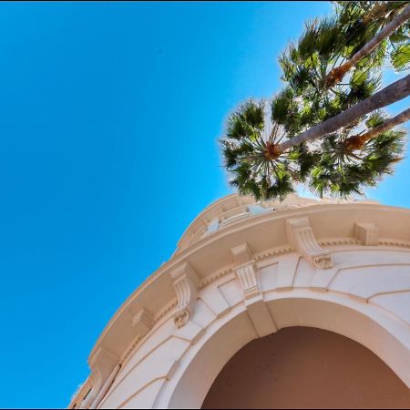 La Croisette - Superbe Studio Au Mythique Palais Miramar Канны Экстерьер фото