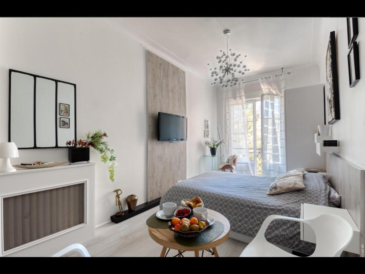La Croisette - Superbe Studio Au Mythique Palais Miramar Канны Экстерьер фото